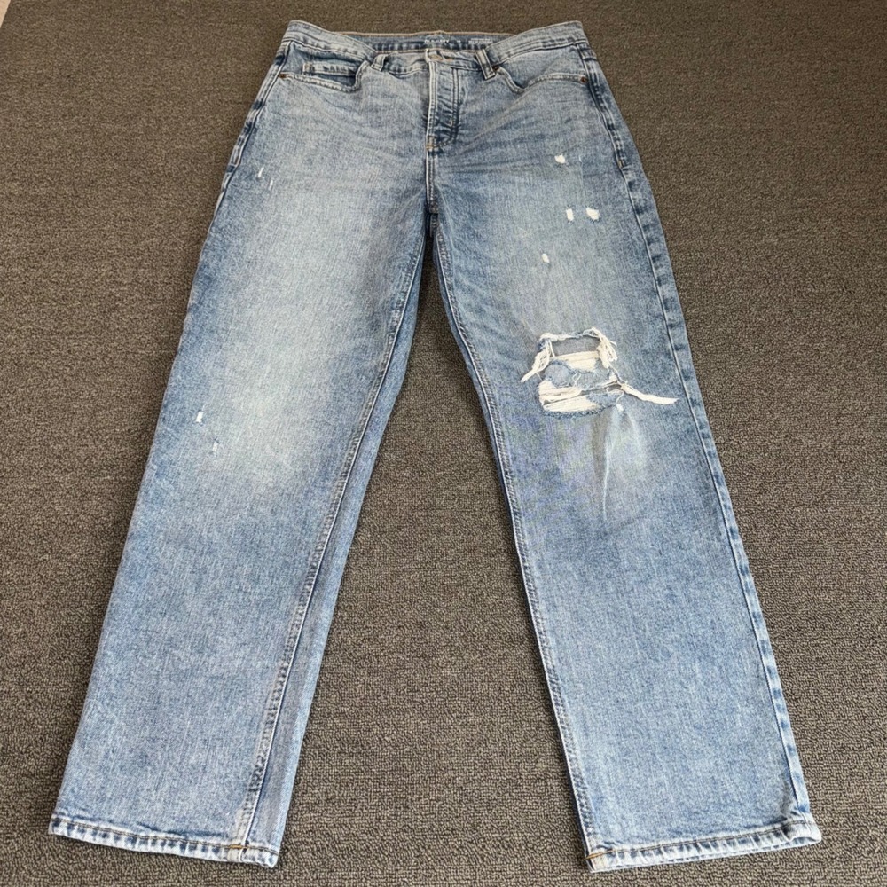 Old Navy Sky-Hi Straight Distressed Jeans Light Wash Extra High Rise Size 10